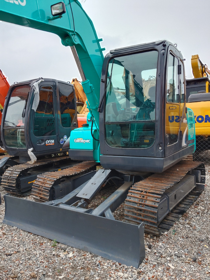 KOBELCO SK75 - Мини багер: снимка 3 KOBELCO SK75 - Мини багер: снимка 3