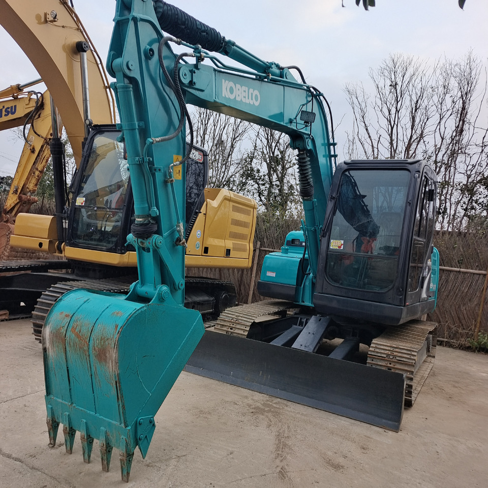 KOBELCO SK75 - Мини багер: снимка 3 KOBELCO SK75 - Мини багер: снимка 3