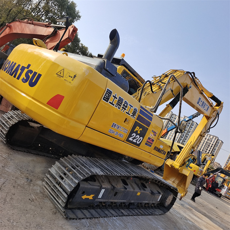 KOMATSU PC 220 - 8 N1 - Верижен багер: снимка 2 KOMATSU PC 220 - 8 N1 - Верижен багер: снимка 2