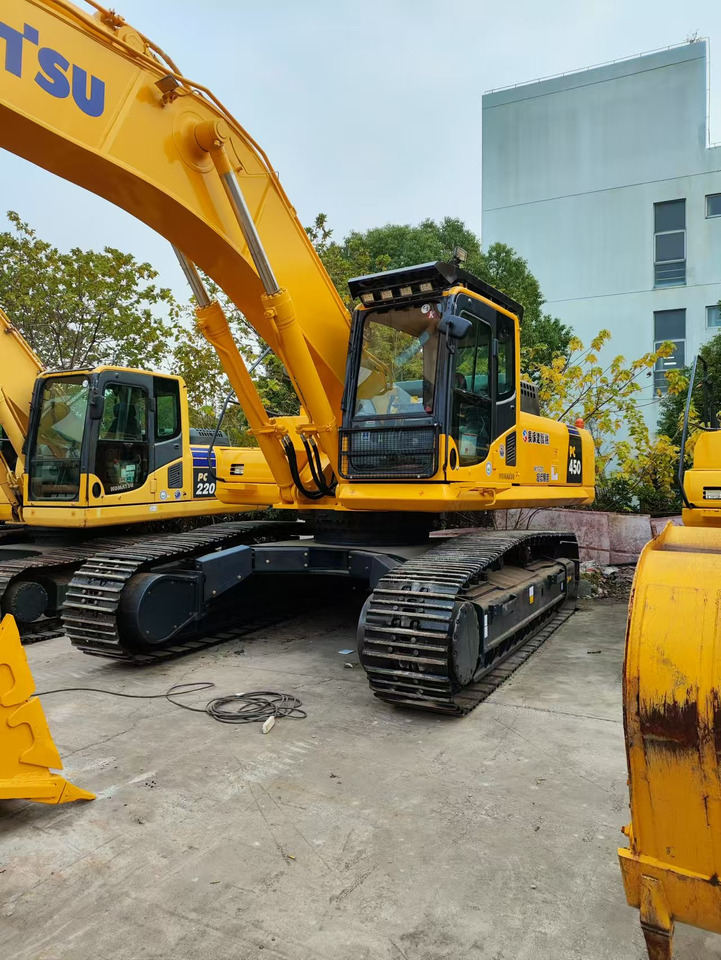KOMATSU PC450-8 - Верижен багер: снимка 1 KOMATSU PC450-8 - Верижен багер: снимка 1