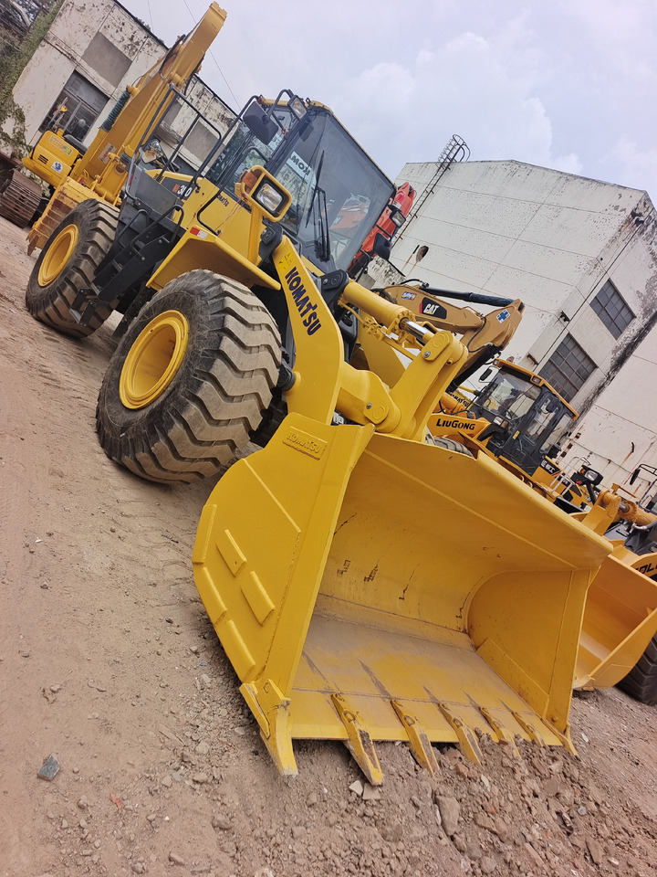 KOMATSU WA380-6 - Колесен товарач: снимка 2 KOMATSU WA380-6 - Колесен товарач: снимка 2