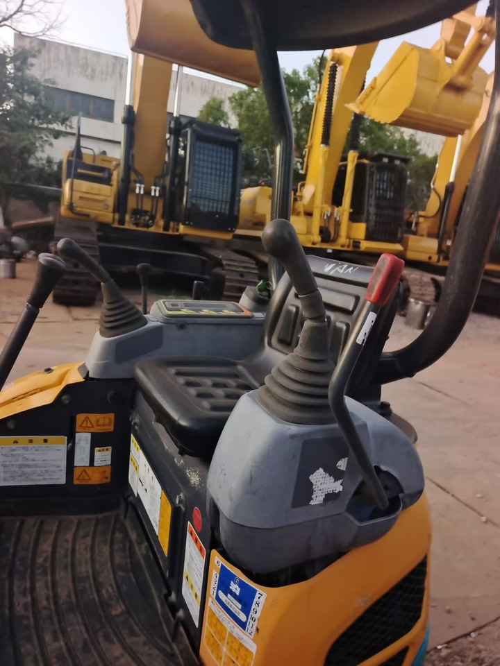 KUBOTA U17 - Мини багер: снимка 3 KUBOTA U17 - Мини багер: снимка 3