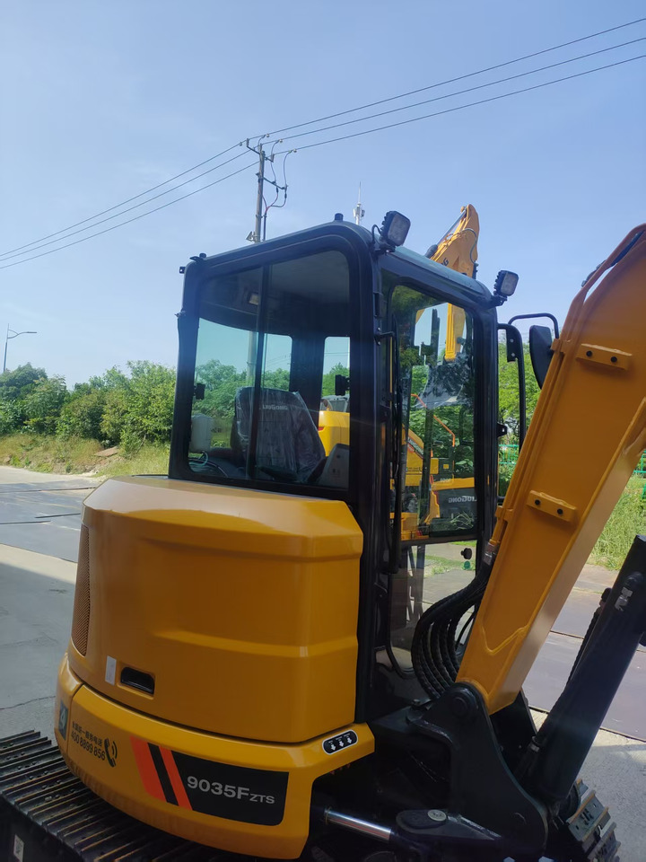 LIUGONG 9035F ZTSG4 BRAND NEW 3.8 TON 3 TON 4 TON MINI DIGGER - Мини багер: снимка 4 LIUGONG 9035F ZTSG4 BRAND NEW 3.8 TON 3 TON 4 TON MINI DIGGER - Мини багер: снимка 4