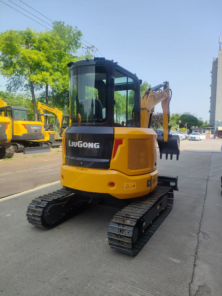 LIUGONG 9035F ZTSG4 BRAND NEW 3.8 TON 3 TON 4 TON MINI DIGGER - Мини багер: снимка 3 LIUGONG 9035F ZTSG4 BRAND NEW 3.8 TON 3 TON 4 TON MINI DIGGER - Мини багер: снимка 3