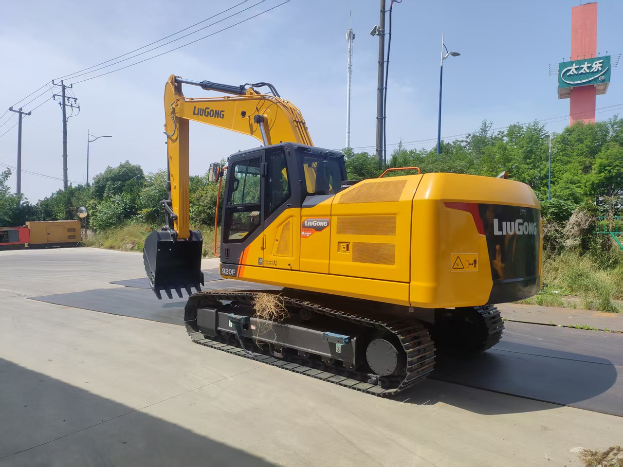 LIUGONG 920FG4 100% Brand New 21.5 TON 20 TON - Верижен багер: снимка 1 LIUGONG 920FG4 100% Brand New 21.5 TON 20 TON - Верижен багер: снимка 1