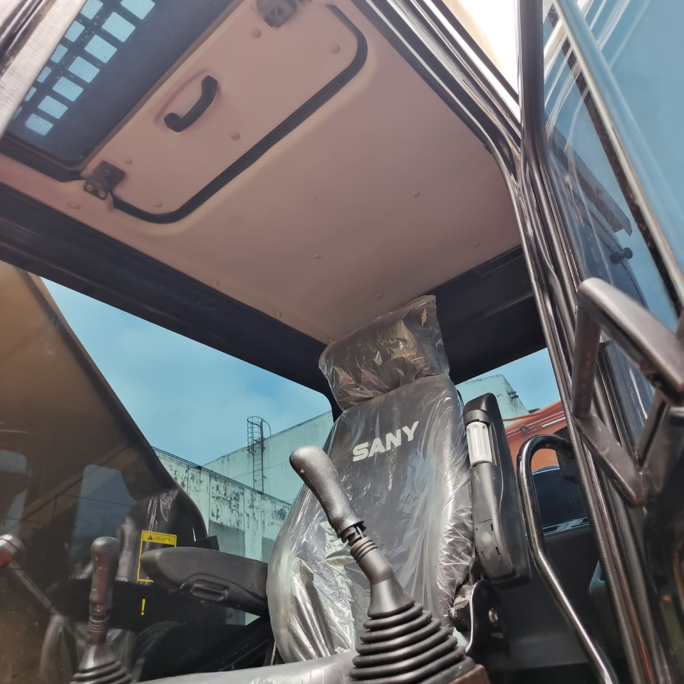 SANY 235C 235H 215C 215H 305H - Верижен багер: снимка 3 SANY 235C 235H 215C 215H 305H - Верижен багер: снимка 3