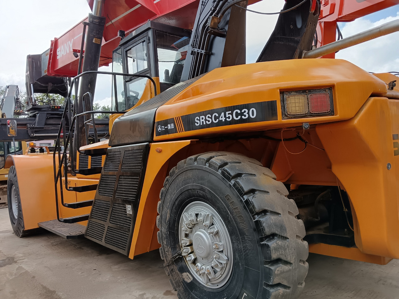 SANY SRSC45C30 45TON REACH STACKER - Ричстакер: снимка 1 SANY SRSC45C30 45TON REACH STACKER - Ричстакер: снимка 1