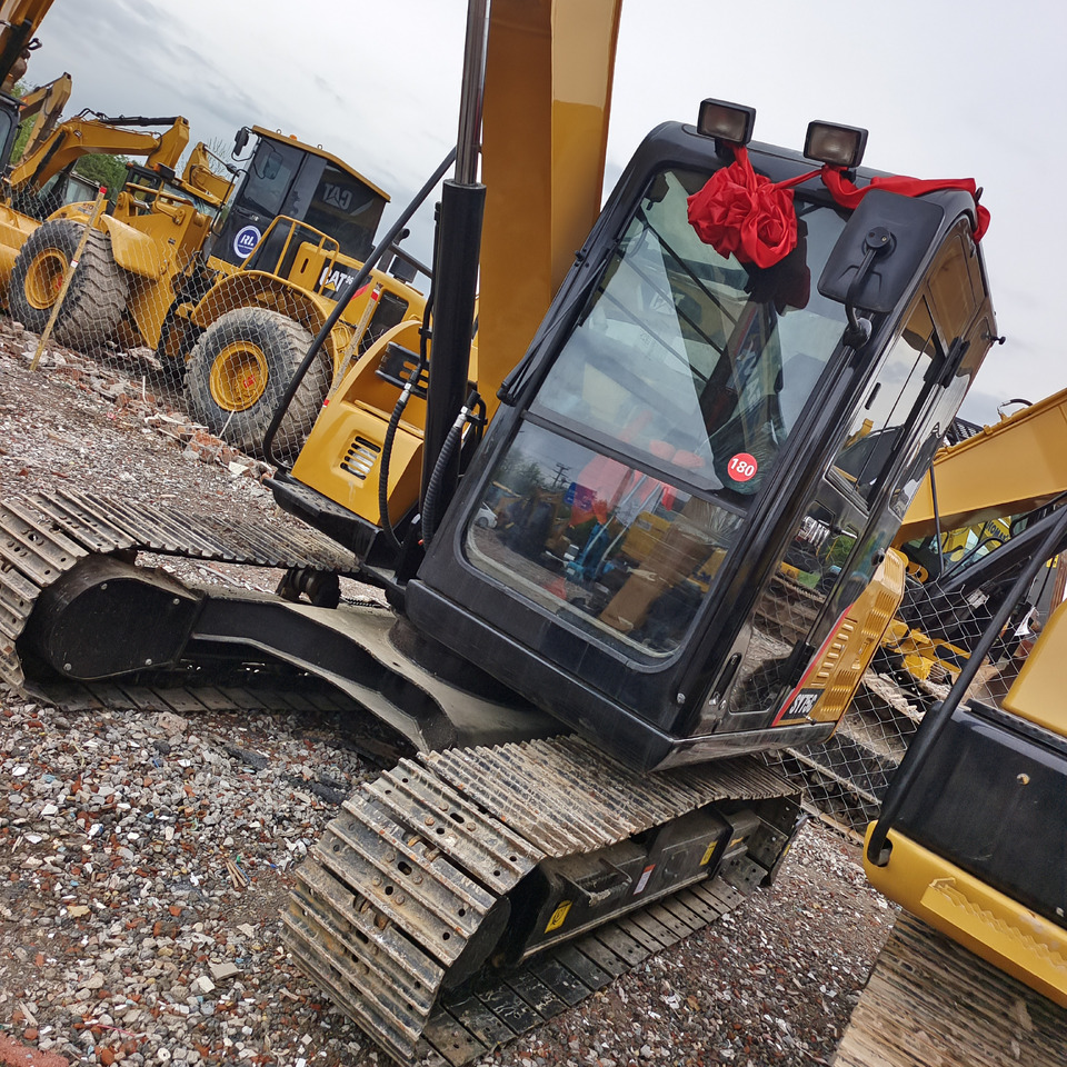 SANY SY 75C - Мини багер: снимка 3 SANY SY 75C - Мини багер: снимка 3