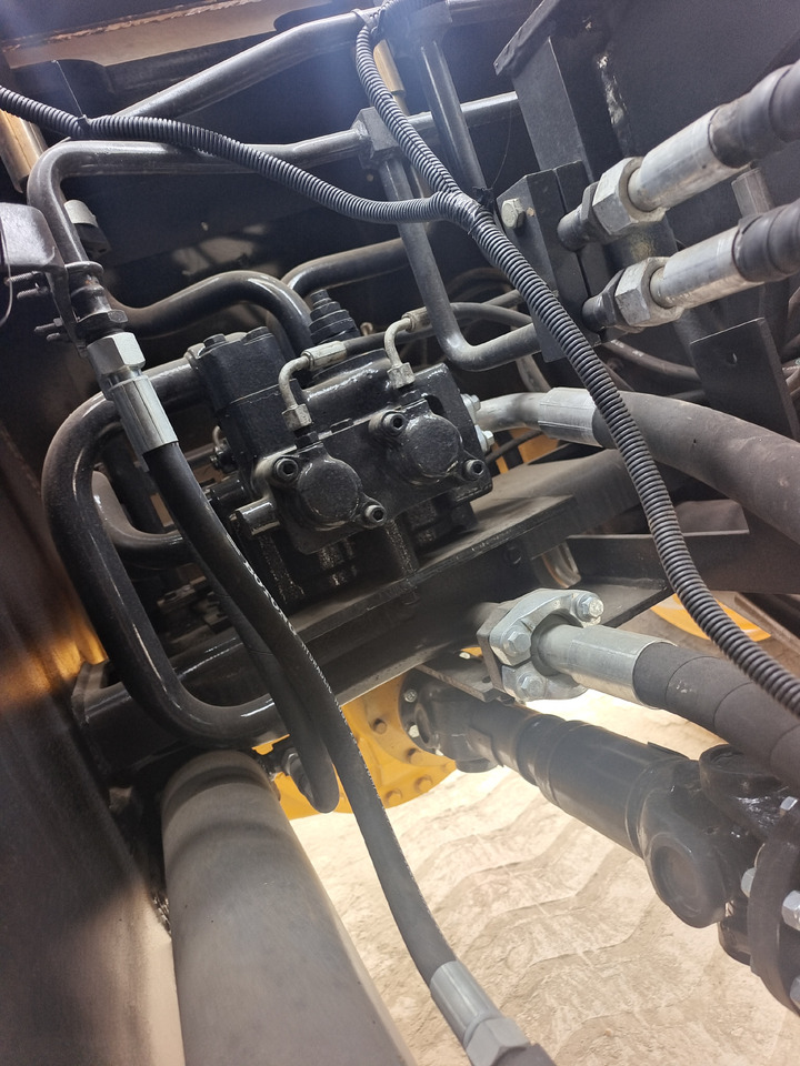 SDLG 956L - Колесен товарач: снимка 5 SDLG 956L - Колесен товарач: снимка 5