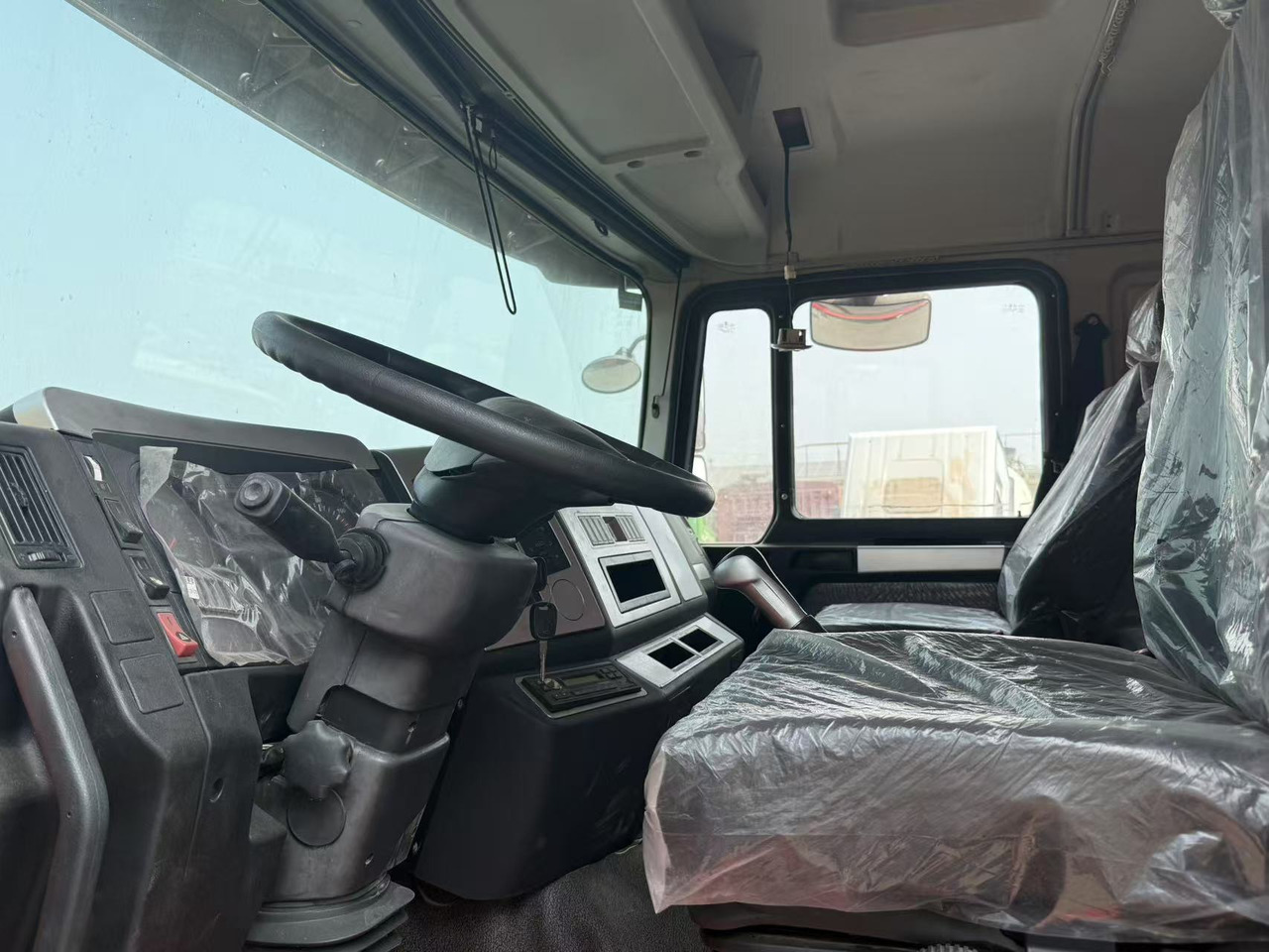 SHACMAN F3000 - Самосвал камион: снимка 1 SHACMAN F3000 - Самосвал камион: снимка 1