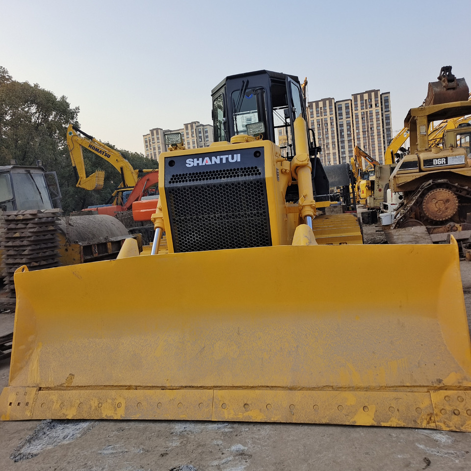 SHANTUI SD16 - Булдозер: снимка 1 SHANTUI SD16 - Булдозер: снимка 1
