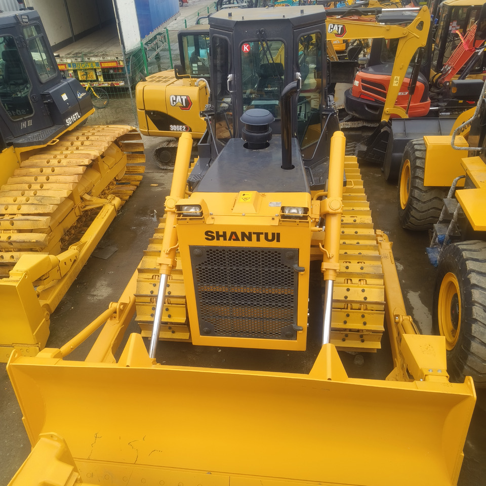 SHANTUI SD16 WITH RIPPER - Булдозер: снимка 2 SHANTUI SD16 WITH RIPPER - Булдозер: снимка 2