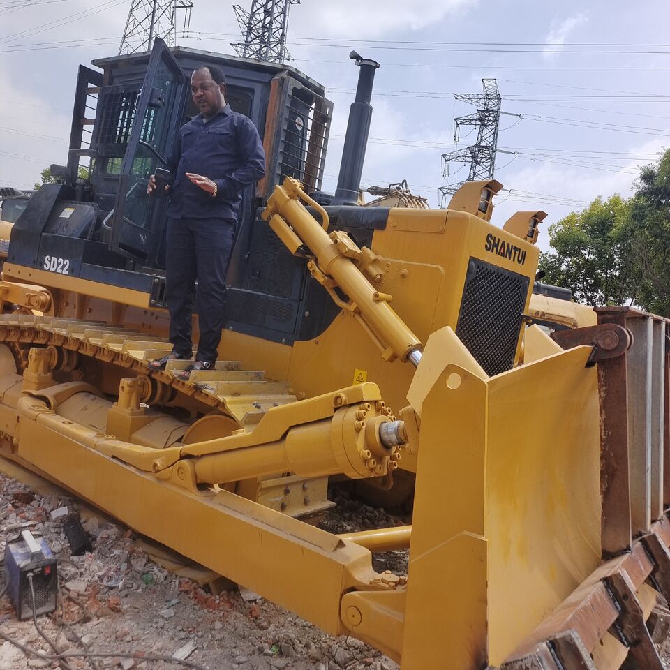 SHANTUI SD22 with Clearing Rake - Булдозер: снимка 3 SHANTUI SD22 with Clearing Rake - Булдозер: снимка 3