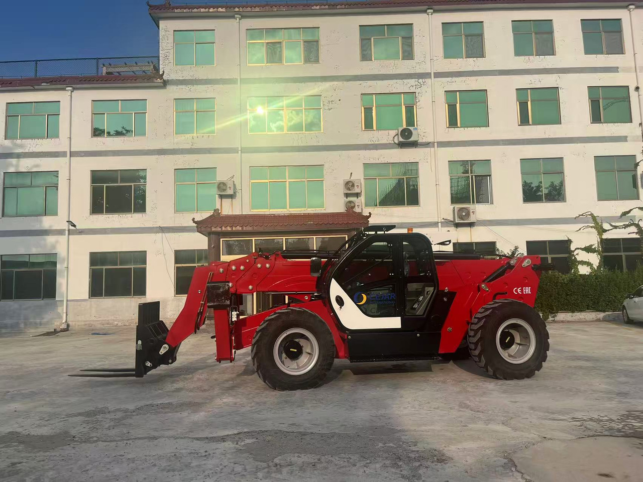 XCMG BRAND NEW 9 METER - Телескопичен товарач: снимка 2 XCMG BRAND NEW 9 METER - Телескопичен товарач: снимка 2