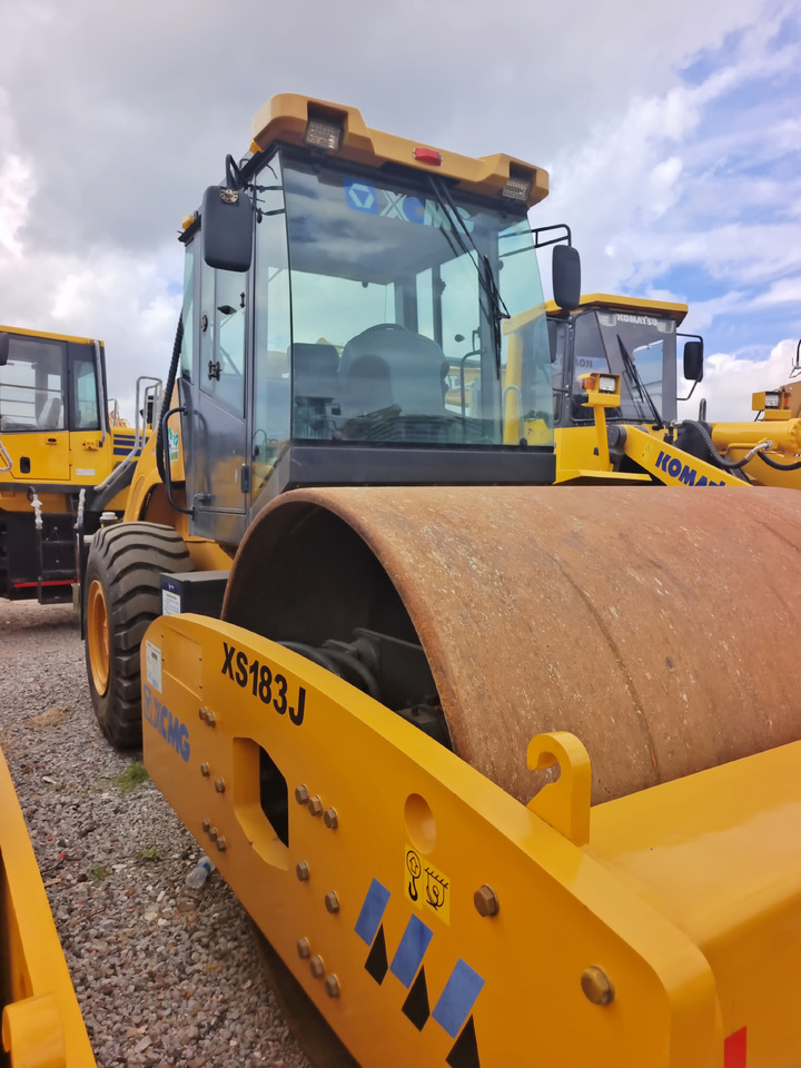 XCMG XS183J 203J 223J 263J - Пътен валяк: снимка 1 XCMG XS183J 203J 223J 263J - Пътен валяк: снимка 1