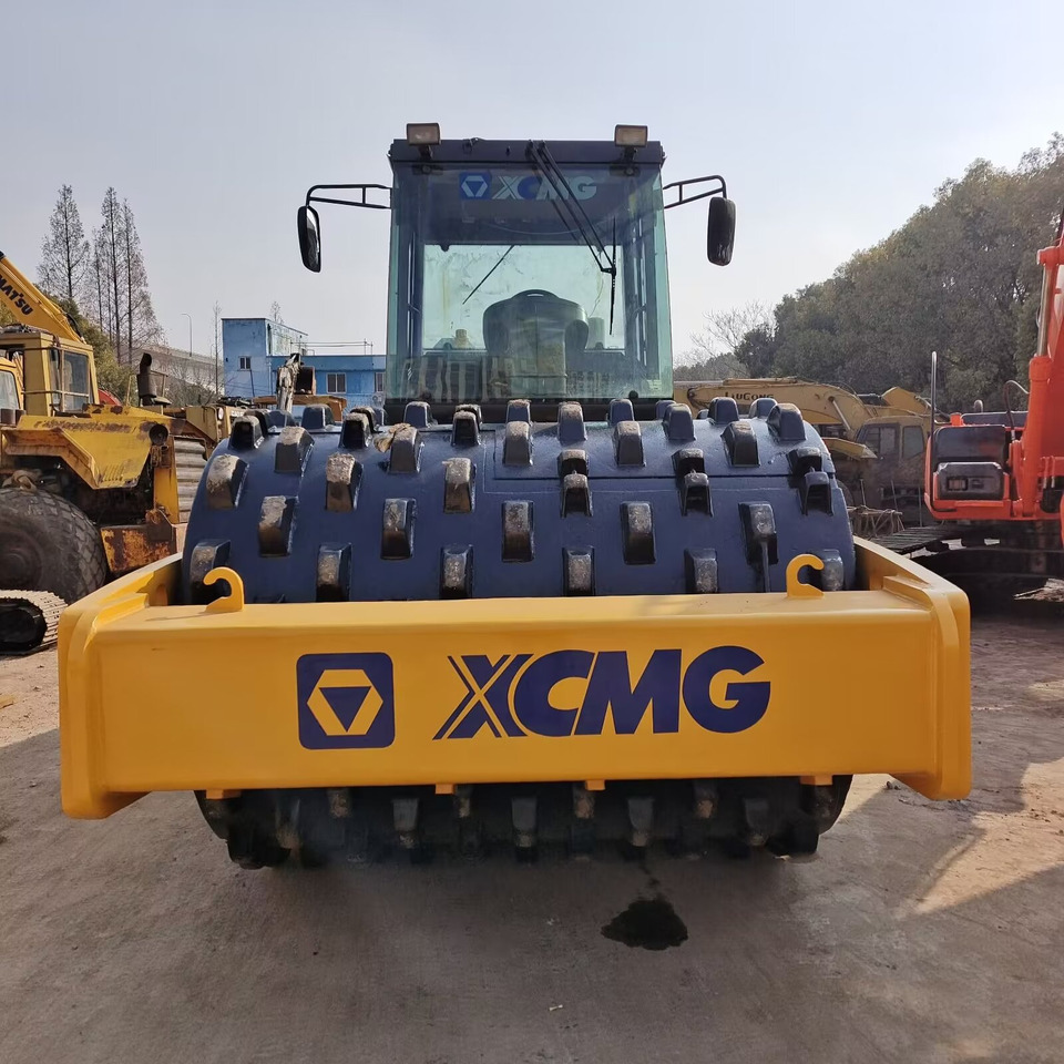 XCMG xs 223j XS223J Goat Horn Vibratory Roller Compactor - Пътен валяк: снимка 1 XCMG xs 223j XS223J Goat Horn Vibratory Roller Compactor - Пътен валяк: снимка 1