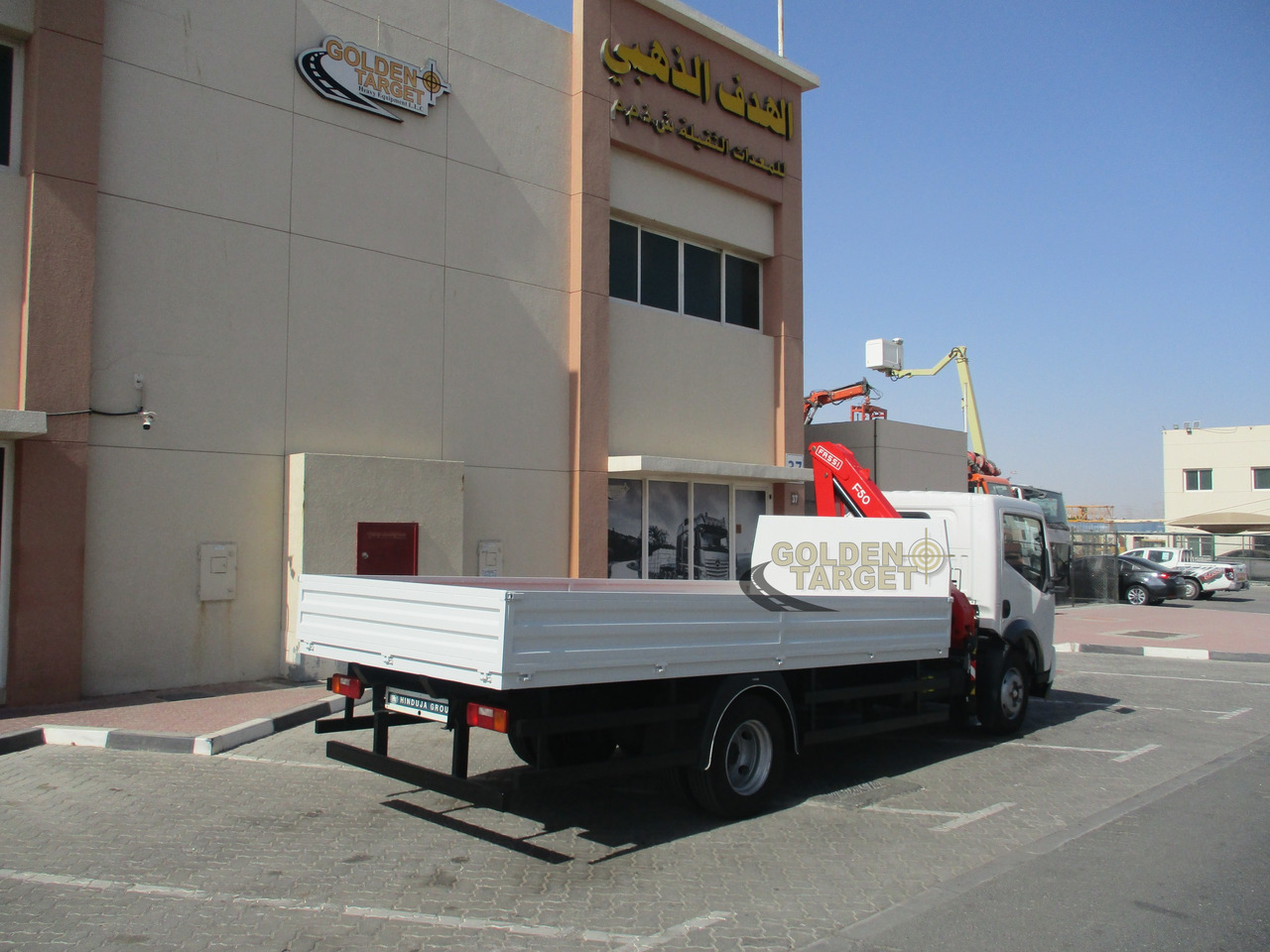 Ashok Leyland PARTNER LX 4x2 with Fassi F50A.022 Crane - Камион с кран: снимка 3 Ashok Leyland PARTNER LX 4x2 with Fassi F50A.022 Crane - Камион с кран: снимка 3