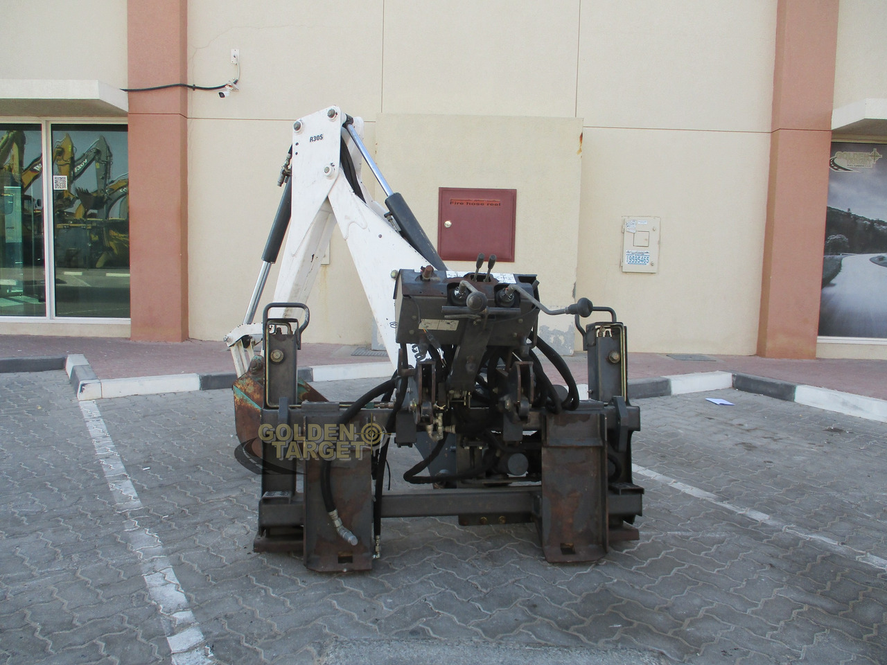 BOBCAT Skid Steer R30S Backhoe Attachment - Кофа за товарач за Мини челен товарач: снимка 2 BOBCAT Skid Steer R30S Backhoe Attachment - Кофа за товарач за Мини челен товарач: снимка 2