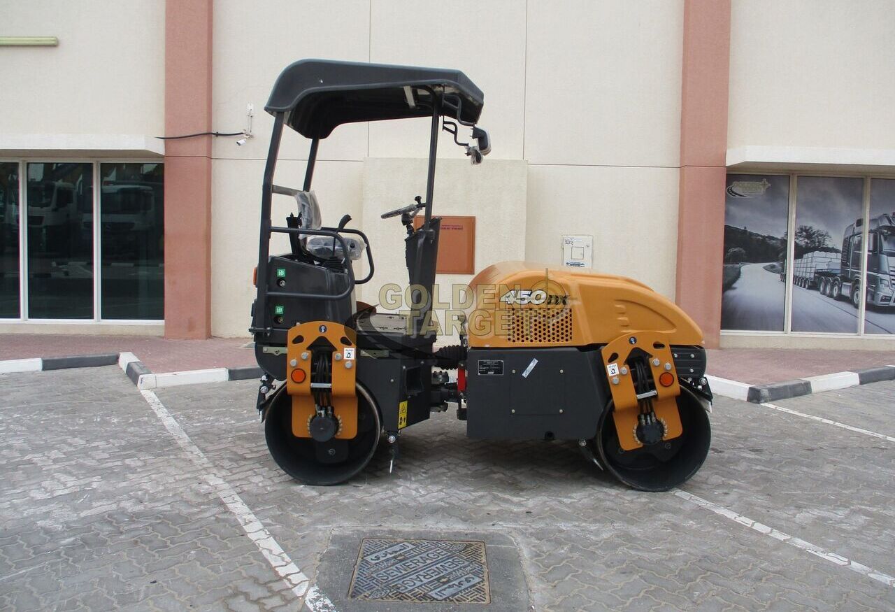 Case 450DX Roller - Пътен валяк: снимка 4 Case 450DX Roller - Пътен валяк: снимка 4