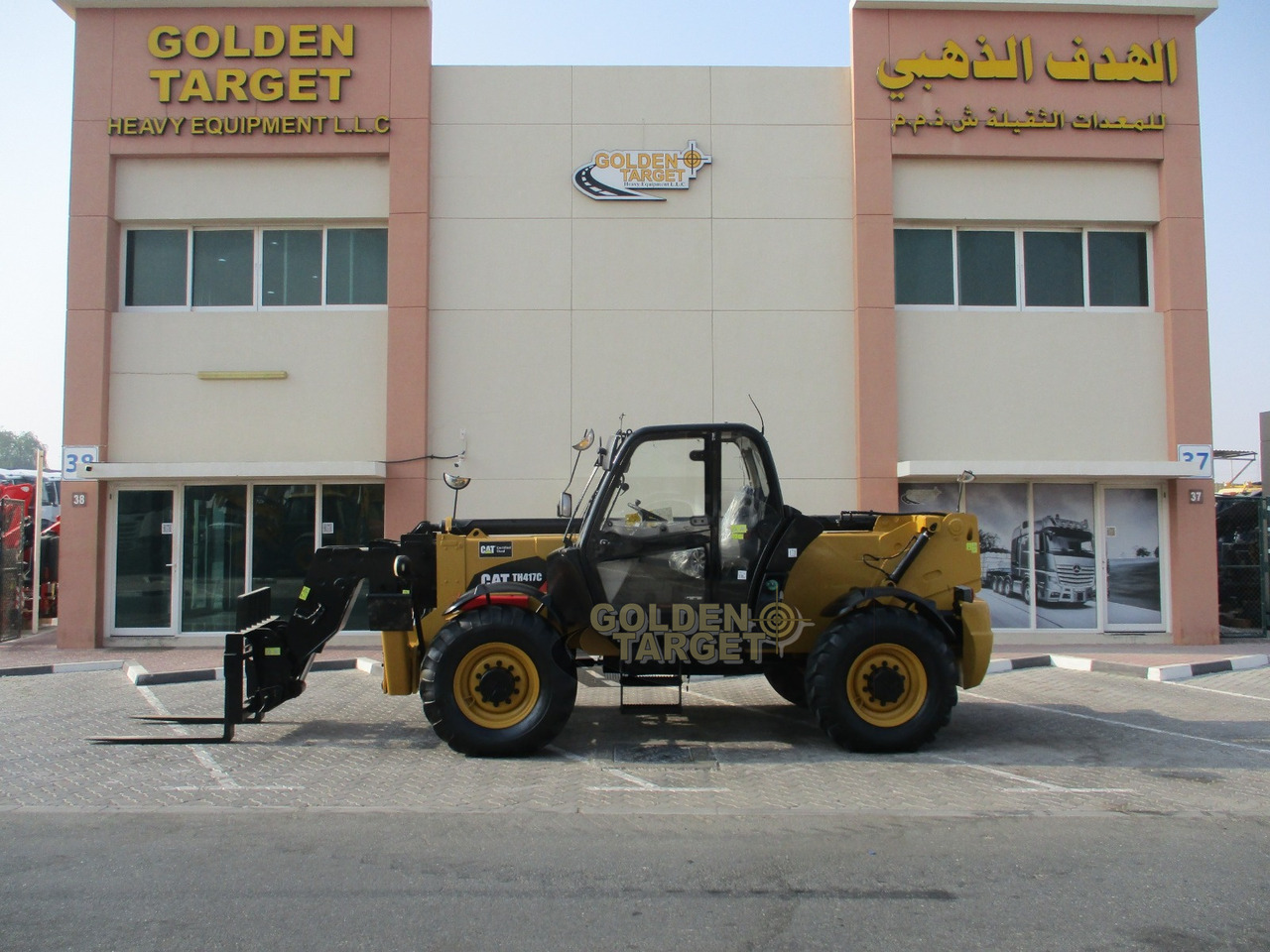 Caterpillar TH417 Telehandler - Телескопичен товарач: снимка 5 Caterpillar TH417 Telehandler - Телескопичен товарач: снимка 5