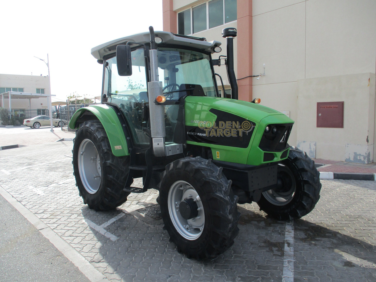 DEUTZ 6110.4W - Трактор: снимка 1 DEUTZ 6110.4W - Трактор: снимка 1