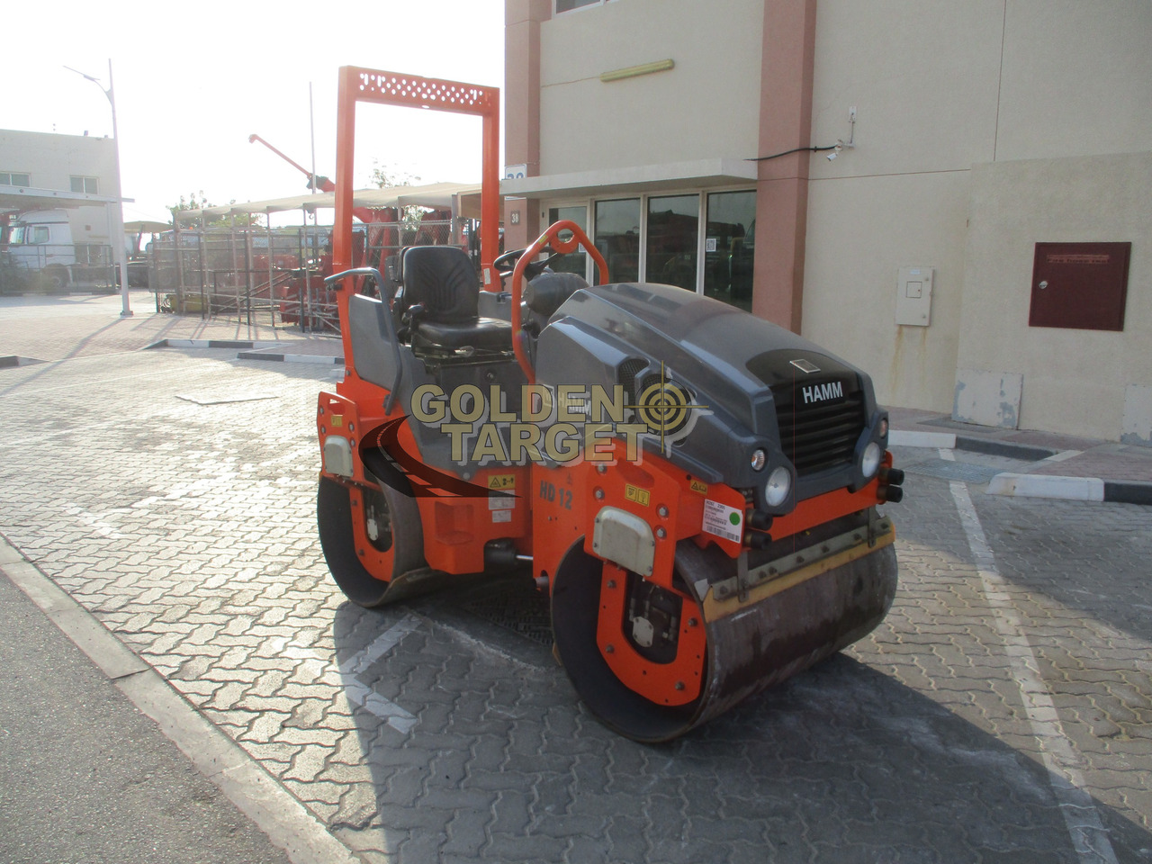 HAMM HD12VV TANDEM ROLLER - Пътен валяк: снимка 1 HAMM HD12VV TANDEM ROLLER - Пътен валяк: снимка 1