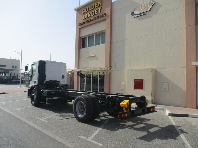 Iveco EUROCARGO 180E28 - Шаси полуремарке: снимка 4 Iveco EUROCARGO 180E28 - Шаси полуремарке: снимка 4