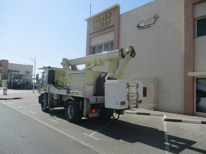 Iveco Euro Cargo 180E28 - Работна площадка: снимка 3 Iveco Euro Cargo 180E28 - Работна площадка: снимка 3