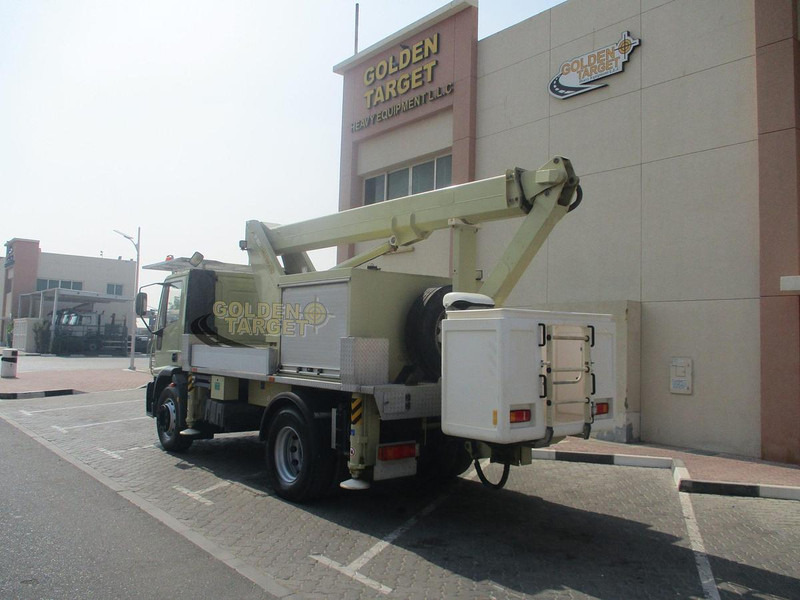 Iveco EuroCargo 180E28 - Работна площадка: снимка 4 Iveco EuroCargo 180E28 - Работна площадка: снимка 4