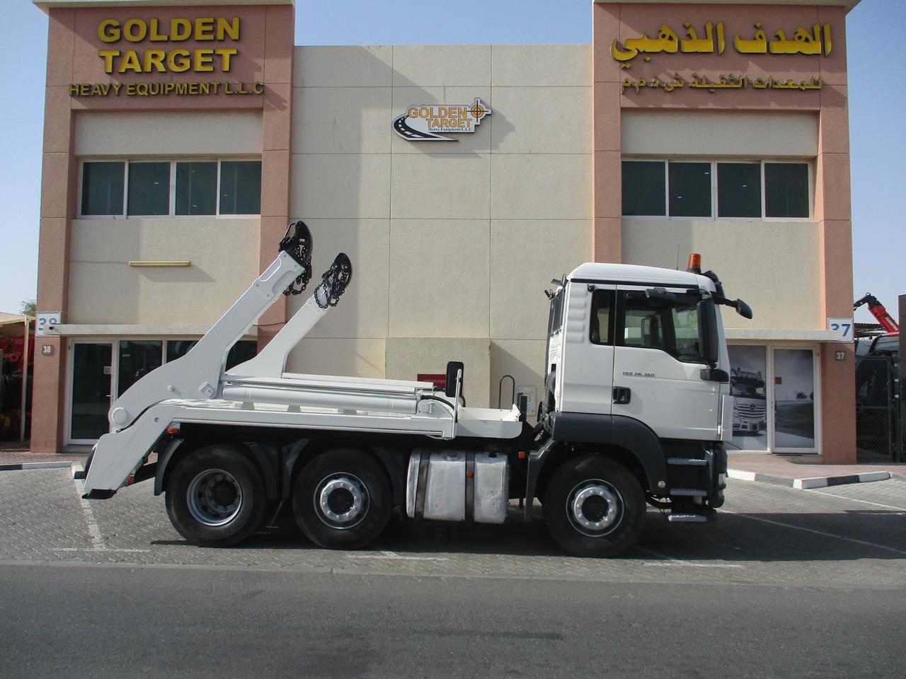 MAN TGS 26.360 6x2 Skip Loader - Мултилифт за контейнери камион: снимка 5 MAN TGS 26.360 6x2 Skip Loader - Мултилифт за контейнери камион: снимка 5