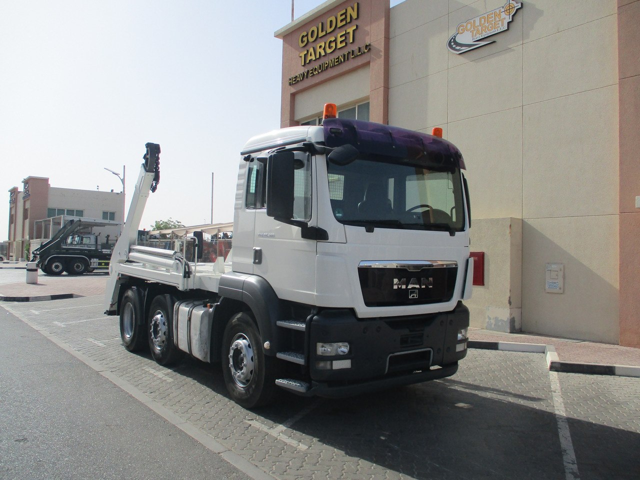 MAN TGS 26.360 6x2 Skip Loader - Мултилифт за контейнери камион: снимка 1 MAN TGS 26.360 6x2 Skip Loader - Мултилифт за контейнери камион: снимка 1