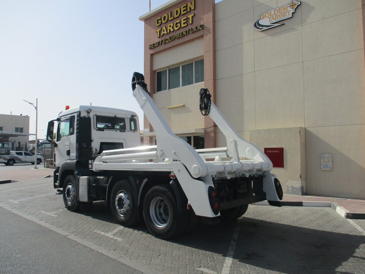 MAN TGS 26.360 6x2 Skip Loader - Мултилифт за контейнери камион: снимка 4 MAN TGS 26.360 6x2 Skip Loader - Мултилифт за контейнери камион: снимка 4