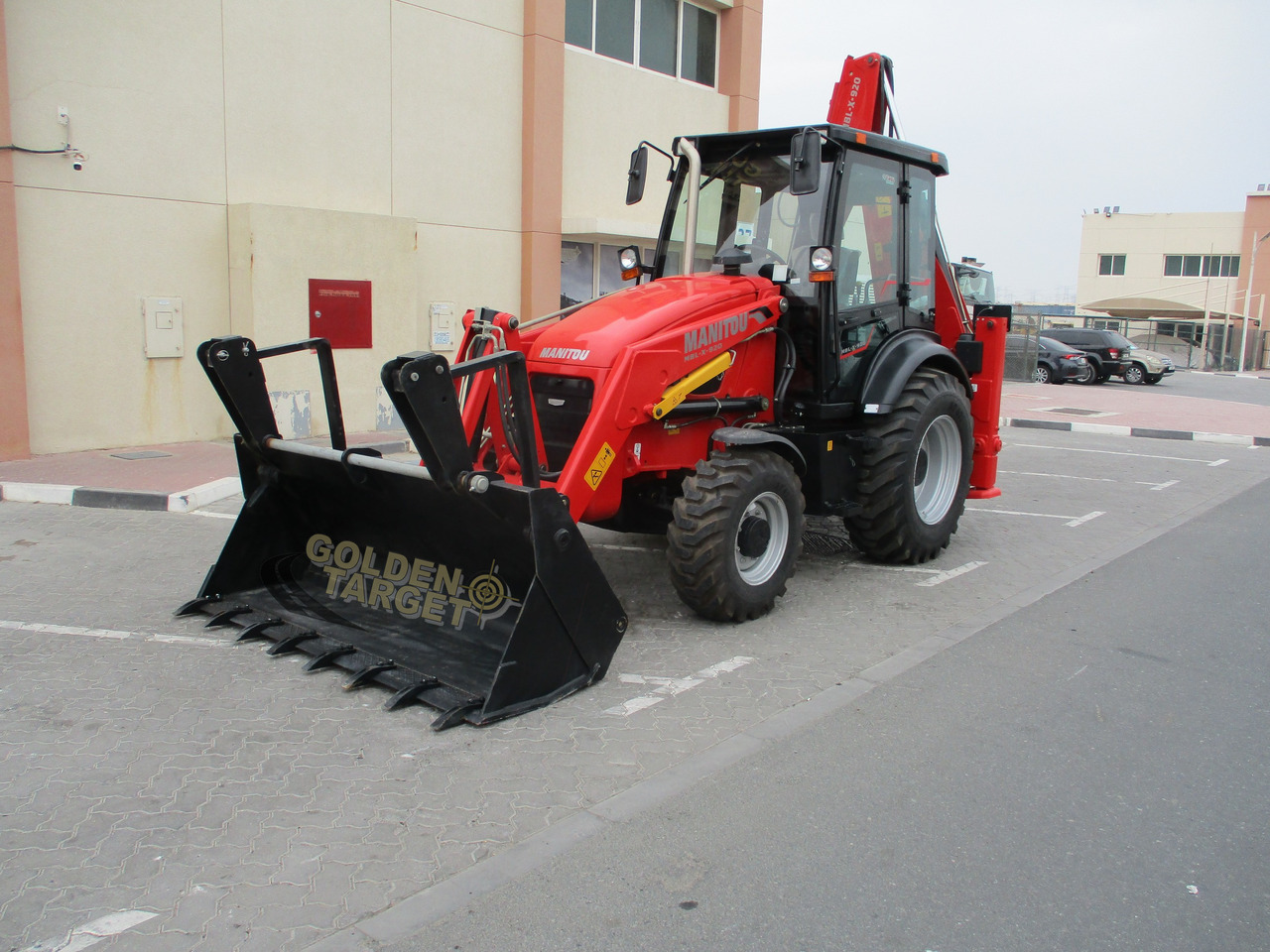 MANITOU MBL-X-920 BACKHOE LOADER - Багер-товарач: снимка 2 MANITOU MBL-X-920 BACKHOE LOADER - Багер-товарач: снимка 2
