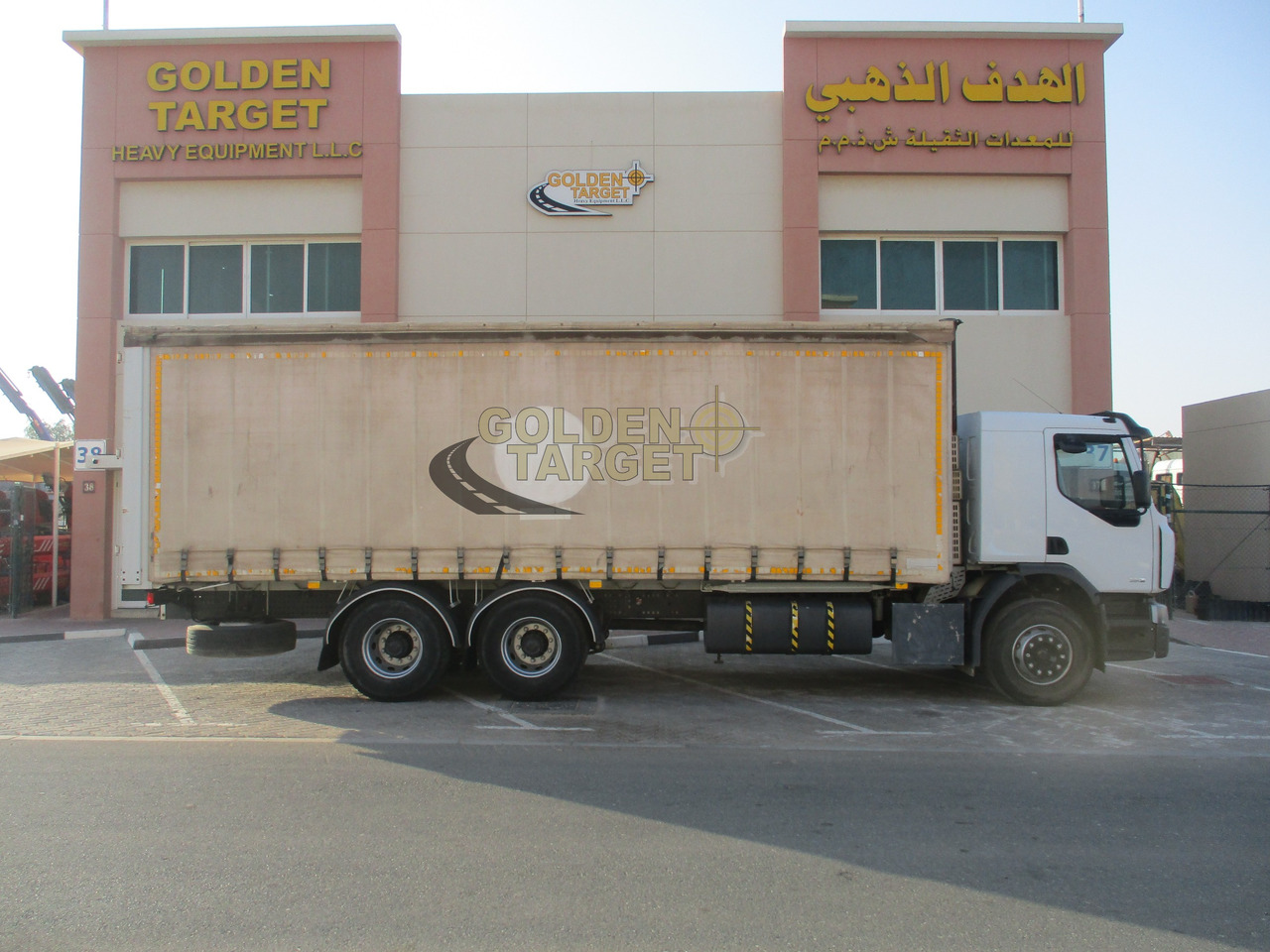 Renault KERAX 380 - Камион с брезент: снимка 5 Renault KERAX 380 - Камион с брезент: снимка 5