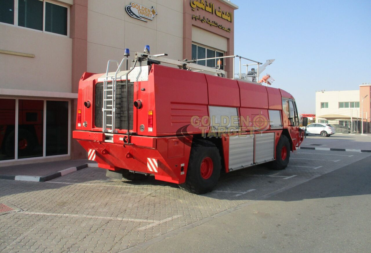 Reynold Boughton Barracuda 4x4 Airport Fire Truck - Пожарна кола: снимка 2 Reynold Boughton Barracuda 4x4 Airport Fire Truck - Пожарна кола: снимка 2