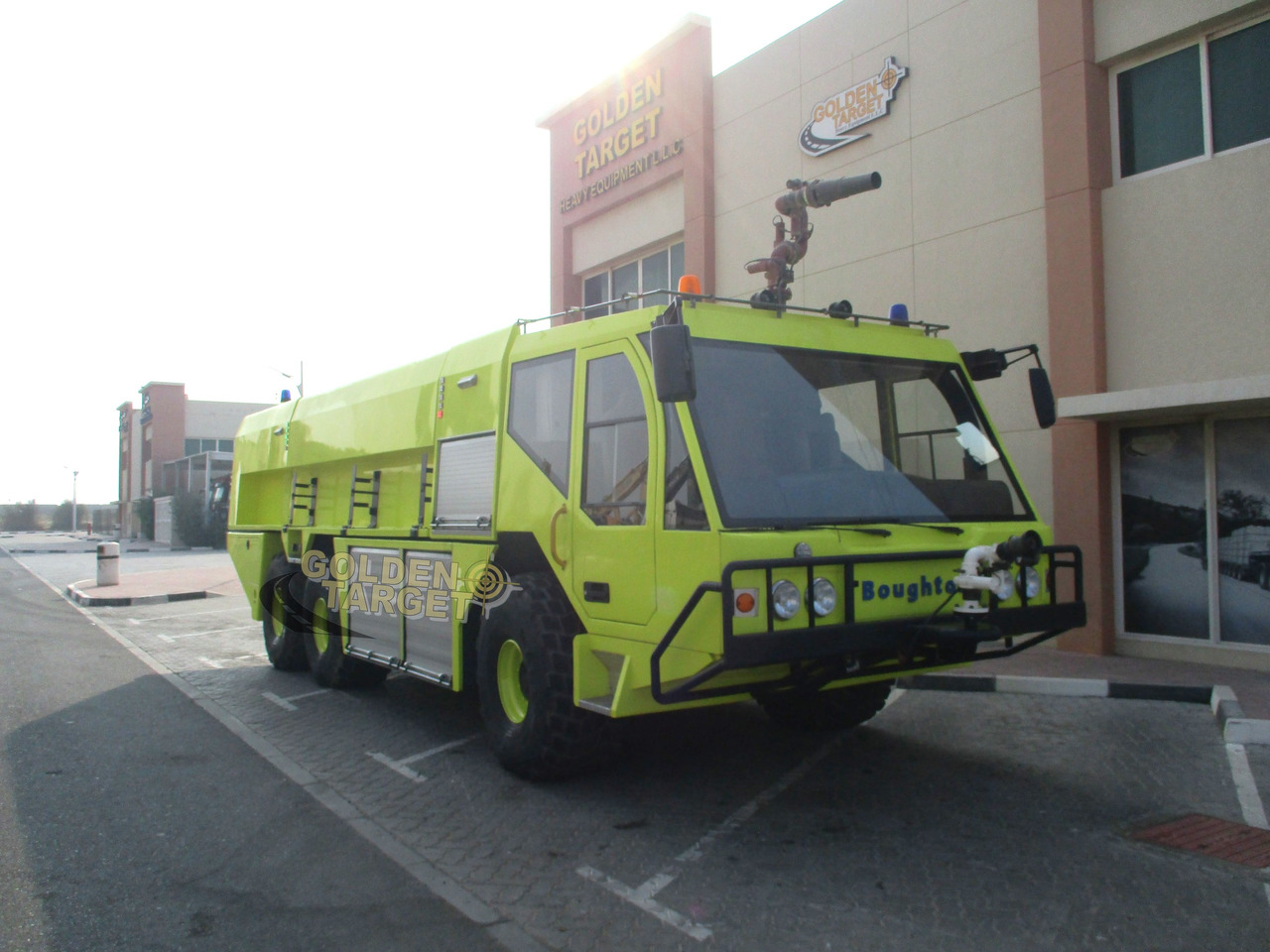 Reynolds Boughton Barracuda 6x6 Fire Truck - Пожарна кола: снимка 1 Reynolds Boughton Barracuda 6x6 Fire Truck - Пожарна кола: снимка 1