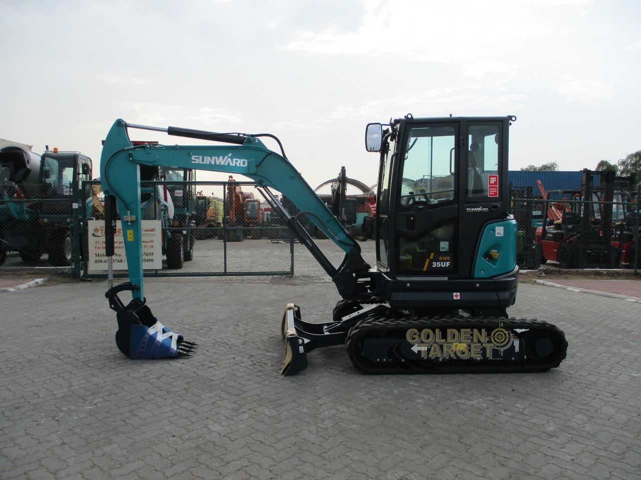 SUNWARD SWE35UF Mini Hydraulic Excavator - Мини багер: снимка 5 SUNWARD SWE35UF Mini Hydraulic Excavator - Мини багер: снимка 5