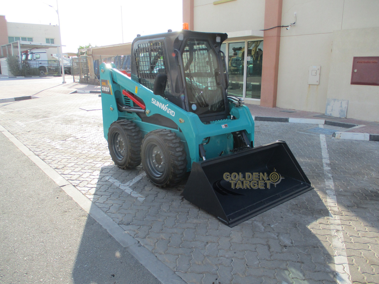 SUNWARD SWL2820 Skid Steer - Мини челен товарач: снимка 1 SUNWARD SWL2820 Skid Steer - Мини челен товарач: снимка 1