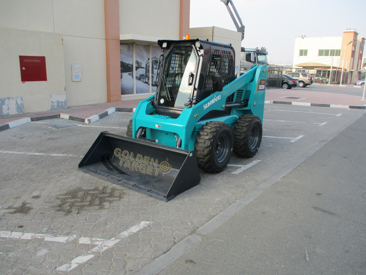 SUNWARD SWL3220 Skid Steer - Мини челен товарач: снимка 2 SUNWARD SWL3220 Skid Steer - Мини челен товарач: снимка 2