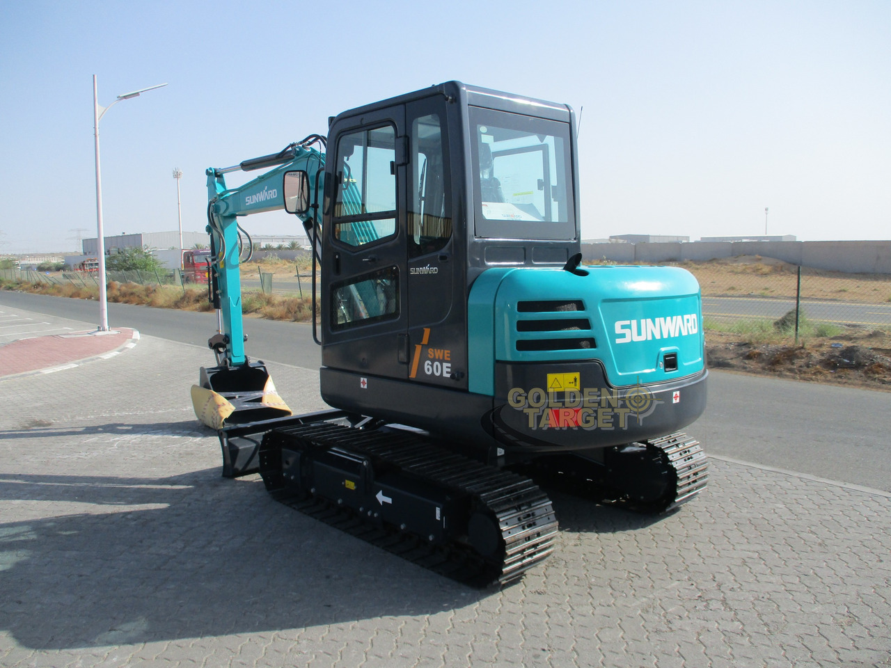 Sunward SWE60E Mini Hydraulic Excavator - Мини багер: снимка 4 Sunward SWE60E Mini Hydraulic Excavator - Мини багер: снимка 4