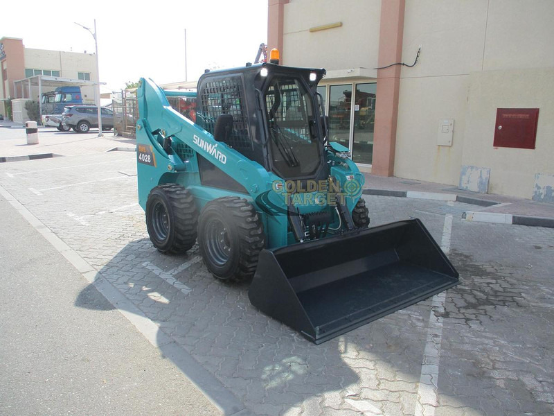Sunward SWL4028 Skid Steer Loader - Товарач: снимка 1 Sunward SWL4028 Skid Steer Loader - Товарач: снимка 1