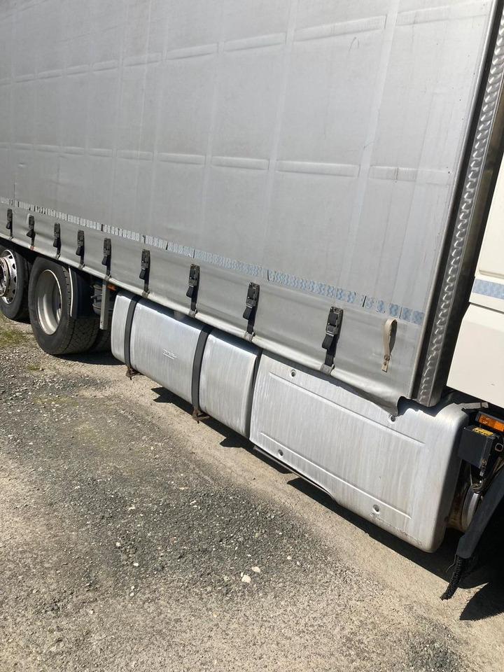 DAF XF 460 SSC 6x2 tandem jumbo - Камион с брезент: снимка 5 DAF XF 460 SSC 6x2 tandem jumbo - Камион с брезент: снимка 5