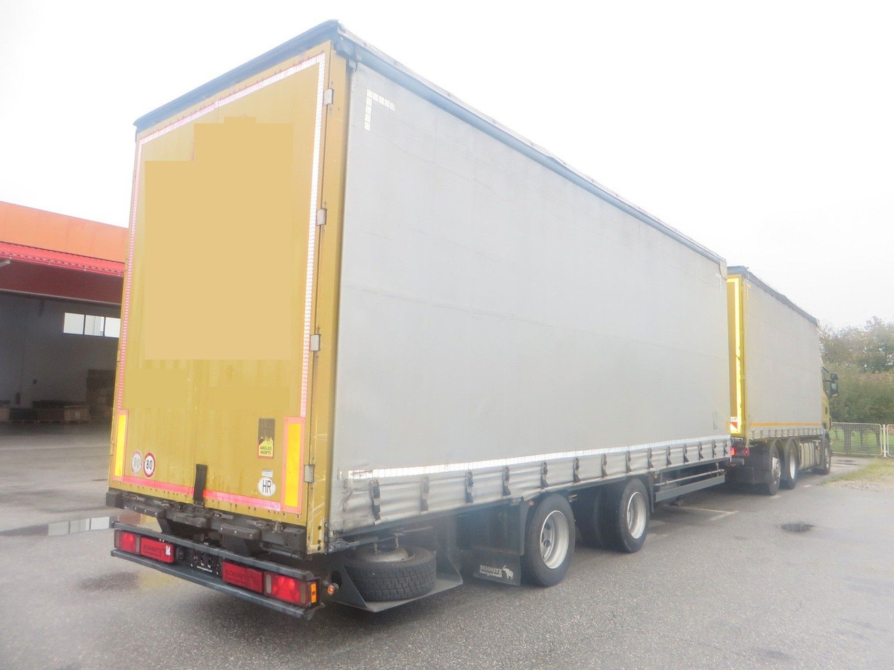 Scania R420 6x2 tandem 115m3 - Камион с брезент: снимка 3 Scania R420 6x2 tandem 115m3 - Камион с брезент: снимка 3