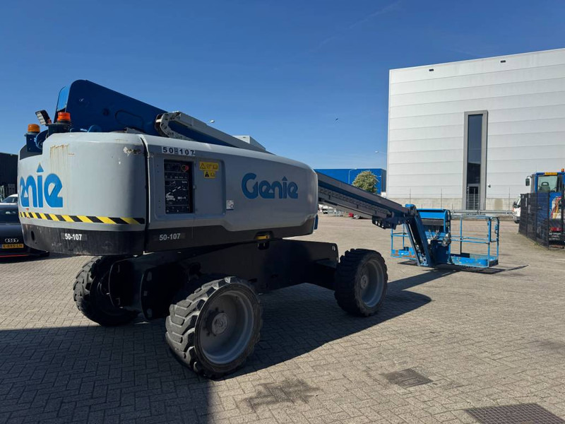 Genie S 65 - Телескопична платформа: снимка 4 Genie S 65 - Телескопична платформа: снимка 4
