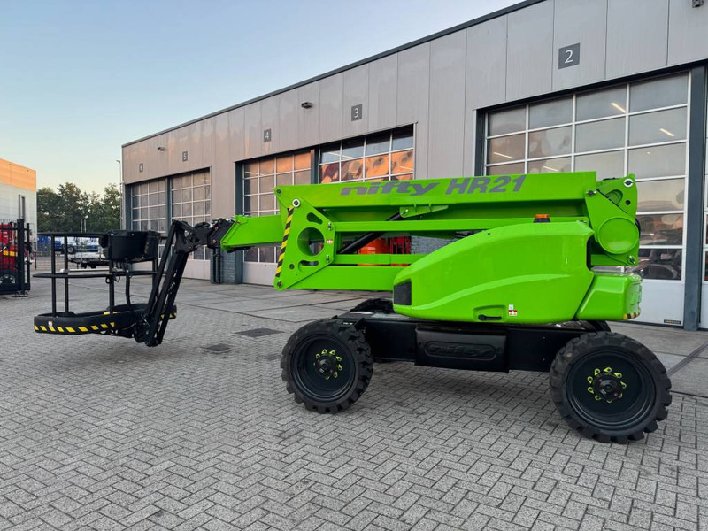 Niftylift HR 21 D 4x4 - Артикулираща платформа: снимка 1 Niftylift HR 21 D 4x4 - Артикулираща платформа: снимка 1