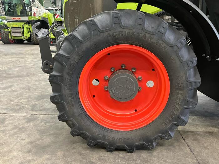 Claas Arion 540 - Трактор: снимка 4 Claas Arion 540 - Трактор: снимка 4