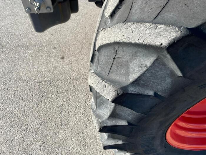 Claas Arion 650 - Трактор: снимка 5 Claas Arion 650 - Трактор: снимка 5