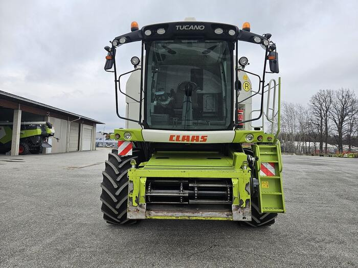 Claas Tucano 450 - Зърнокомбайн: снимка 2 Claas Tucano 450 - Зърнокомбайн: снимка 2