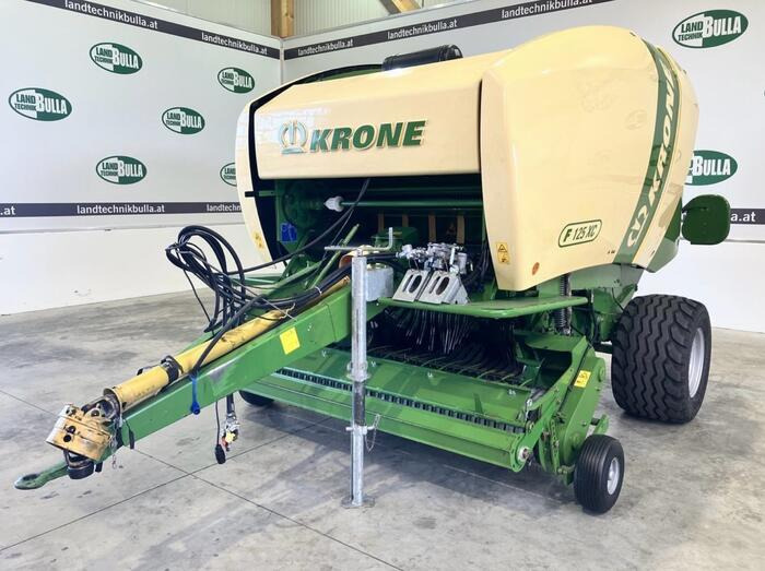 Krone Comprima F 125 XC - Рулонна сламопреса: снимка 1 Krone Comprima F 125 XC - Рулонна сламопреса: снимка 1