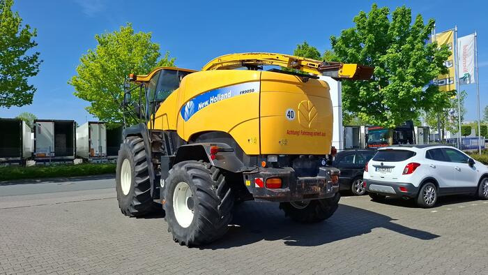 Силажокомбайн New Holland FR 9060: снимка 9